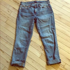 GAP Mid Rise Best Girlfriend Jeans size 27